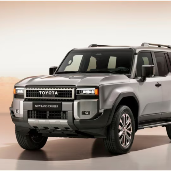 High-quality LED front light for Toyota Land Cruiser Prado, designed for enhanced visibility and style in Qatar