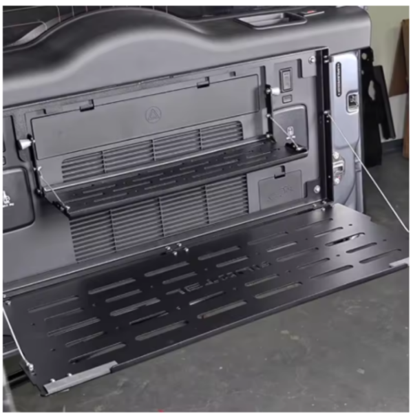 Durable rear trunk storage rack for Jetour vehicles, designed for enhanced cargo organization and durability in Qatar